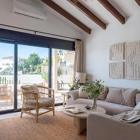 Holiday home With Privat Saltwater Pool