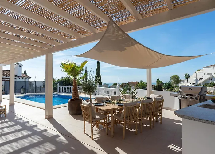 Dom wakacyjny With Privat Saltwater Pool Benalmádena